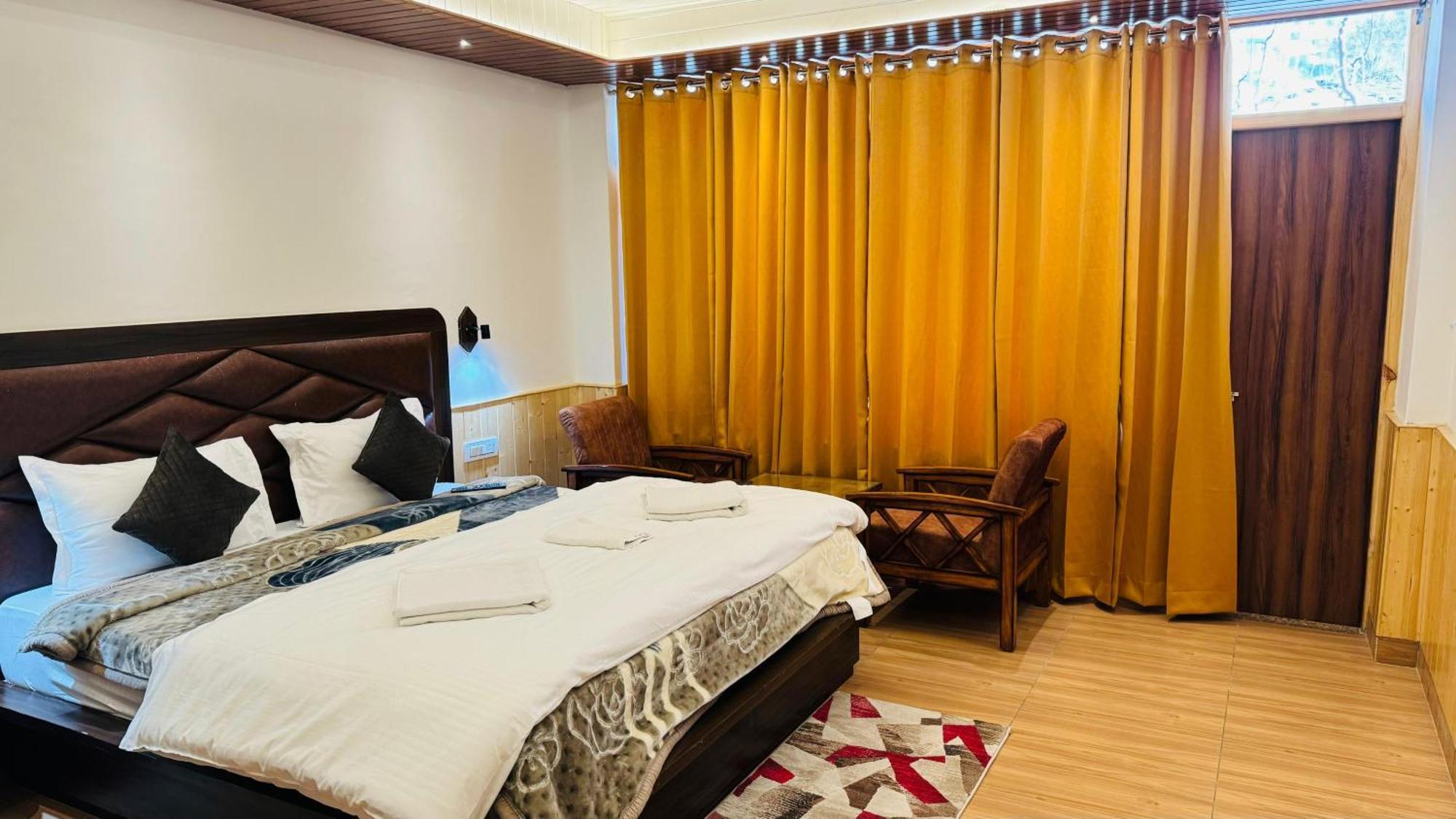 Hotel The Midnight Garden Manali Exterior foto